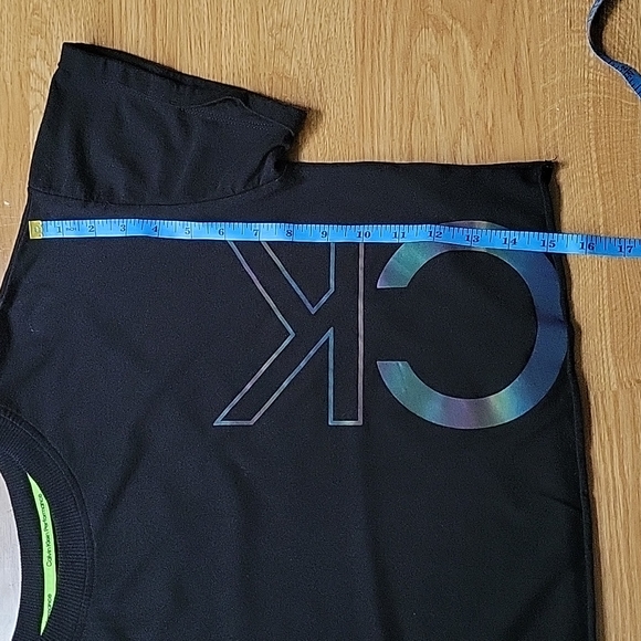 CK Calvin Klein crop top - Picture 3 of 6